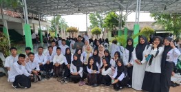 SMAN 1 Terusan Nunyai Hadiri Peringatan Hari Santri Nasional 2025 di Ponpes Darussalamah Bandar Agung